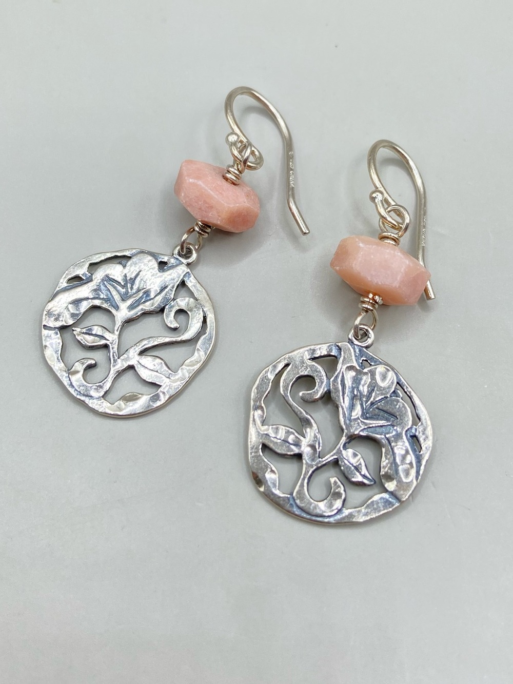 Silpada Flirt Alert Earrings - Picture 3 of 8